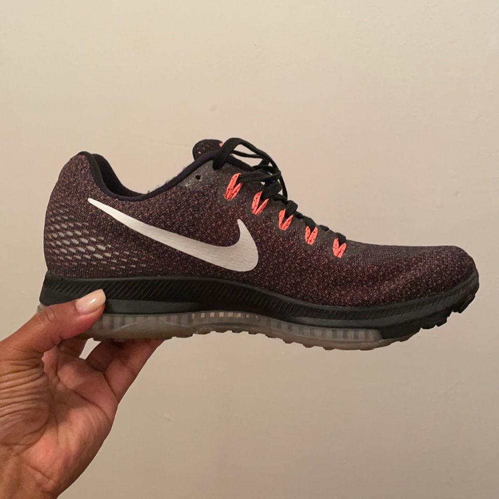 Nike zoom all out sneaker